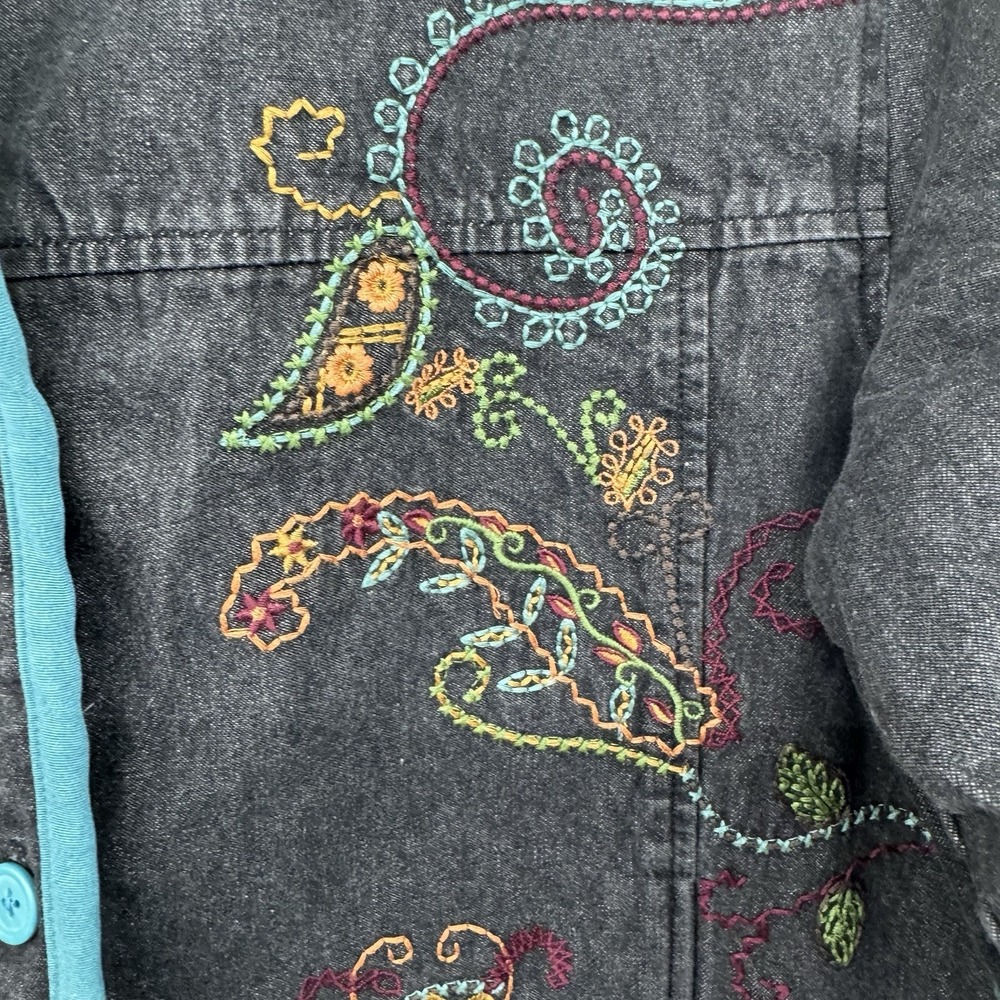 VTG Denim &‎ Co Black Denim Jacket Multicolor Embroidery Floral Women's Lg Y2K - Picture 3 of 8